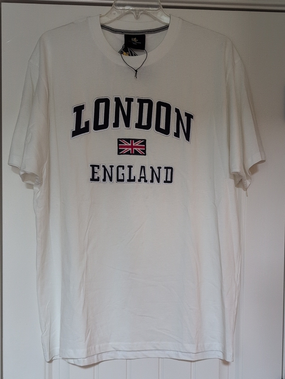Embroidered White Cotton T-shirt Size 3x, London England, New